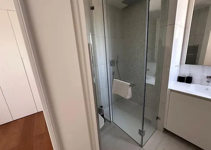 Del Mar Beachfront 3 Bedroom 'a' アパート リマソール