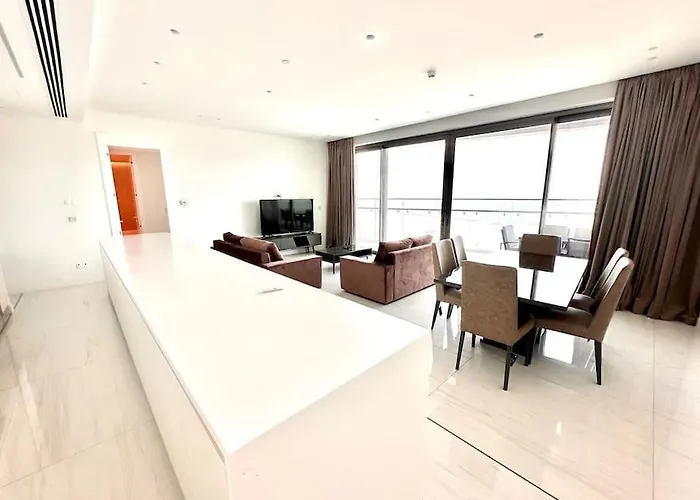 Apartmán Del Mar Beachfront 3 Bedroom 'a'